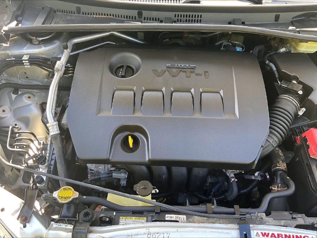 Used 2015 Toyota Corolla L FWD image 32
