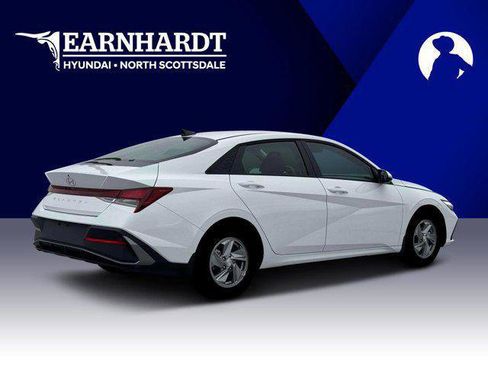 New 2026 Hyundai Elantra SE image 8