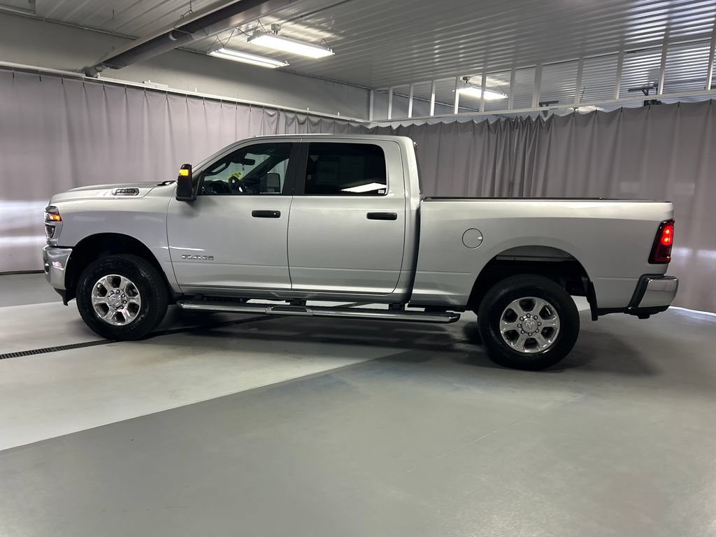 Used 2026 RAM 2500 Big Horn AWD/4WD image 4