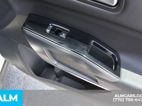 Used 2023 Nissan Pathfinder SL AWD/4WD image 49