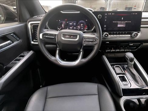 Used 2024 GMC Canyon Elevation w/ Elevation Premium Package image 6