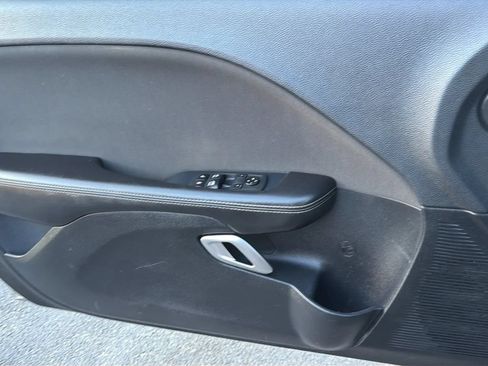 Used 2019 Dodge Challenger R/T RWD image 17