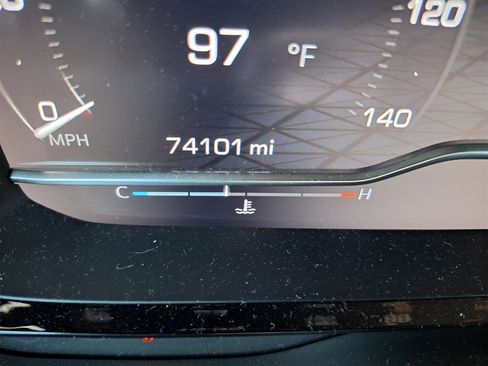 Used 2022 GMC Yukon Denali image 16