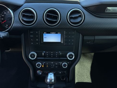 Used 2021 Ford Mustang Coupe image 11