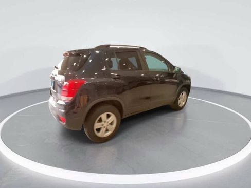 Used 2022 Chevrolet Trax LT w/ Driver Confidence Package AWD/4WD image 8