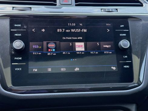 Used 2019 Volkswagen Tiguan SE w/ Panoramic Sunroof Package FWD image 30