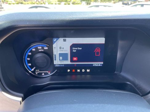 Used 2023 Ford Bronco Outer Banks w/ Sasquatch Package AWD/4WD image 23