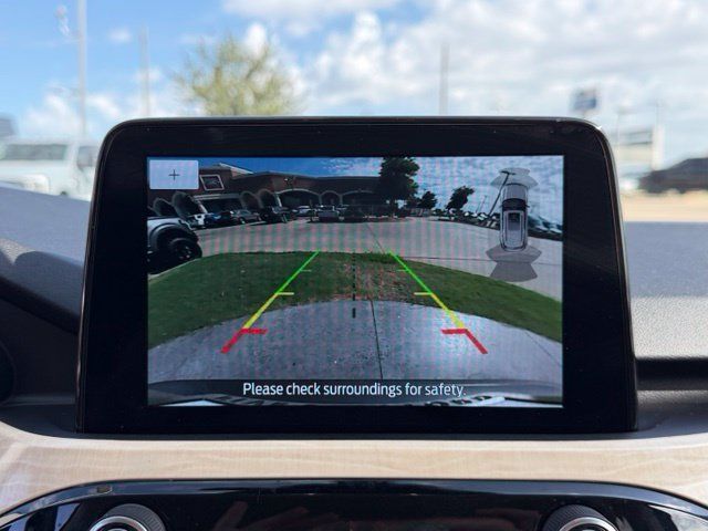 Used 2022 Ford Escape Titanium w/ Titanium Premium Package FWD image 18
