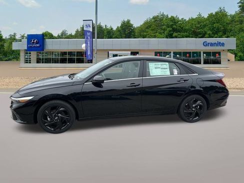 New 2026 Hyundai Elantra SEL Sport Premium FWD image 6