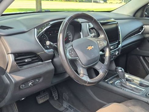 Used 2020 Chevrolet Traverse LT AWD/4WD image 12