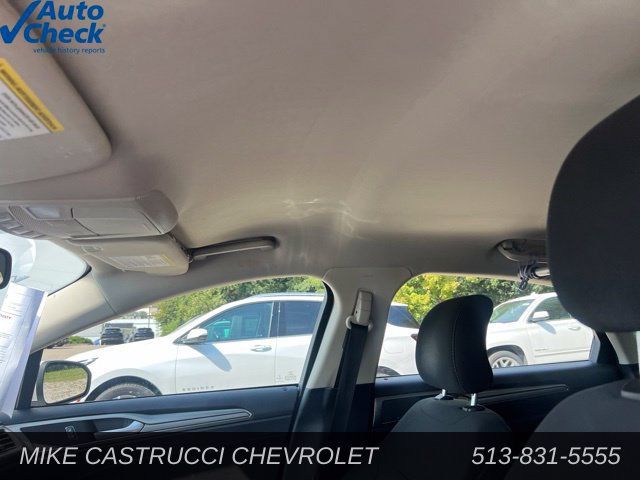 Used 2019 Ford Fusion SE FWD image 9