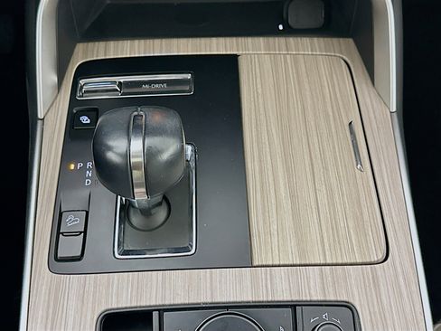 Used 2024 MAZDA CX-90 Plug-In Hybrid w/ Premium Pkg AWD/4WD image 24
