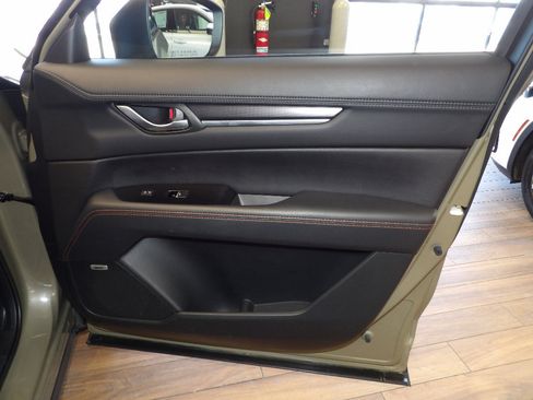 Certified 2024 MAZDA CX-5 Carbon Edition image 12