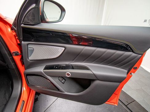 New 2026 Maserati Grecale Modena image 30