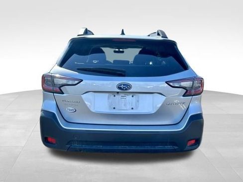 Used 2024 Subaru Outback Premium image 6