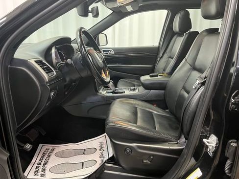 Used 2022 Jeep Grand Cherokee Limited image 5