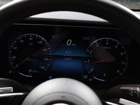 Used 2022 Mercedes-Benz E 350 Sedan image 18