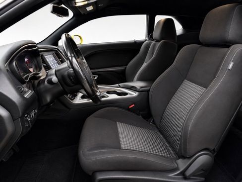Used 2021 Dodge Challenger R/T Scat Pack RWD image 16