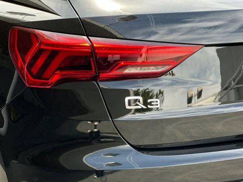 Used 2025 Audi Q3 2.0T Premium w/ Convenience Package AWD/4WD image 27