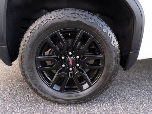 Used 2022 GMC Sierra 1500 Elevation image 48