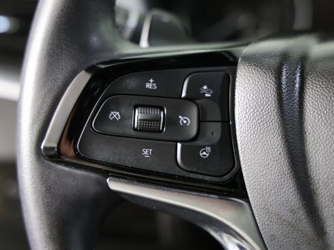 Certified 2022 Buick Enclave Essence image 14