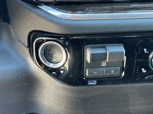 New 2026 GMC Sierra 2500 SLE w/ SLE Value Package; image 17