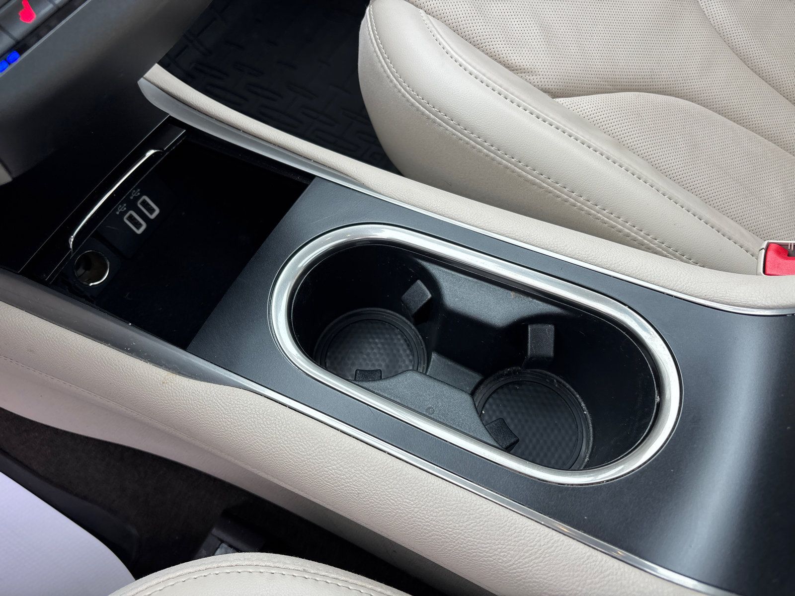 Used 2019 Lincoln MKC Reserve w/ MKC Climate Package FWD image 23
