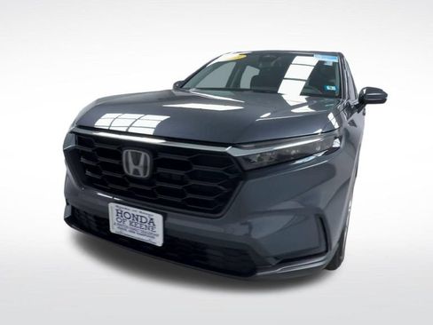 Used 2025 Honda CR-V LX image 3