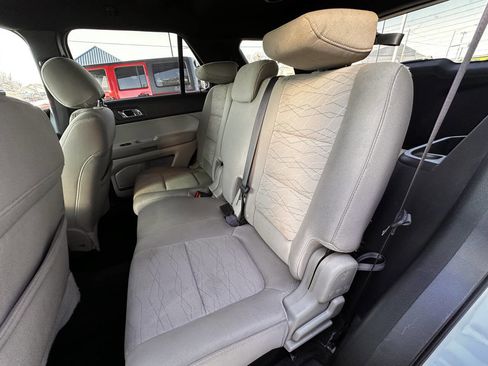 Used 2014 Ford Explorer FWD image 10