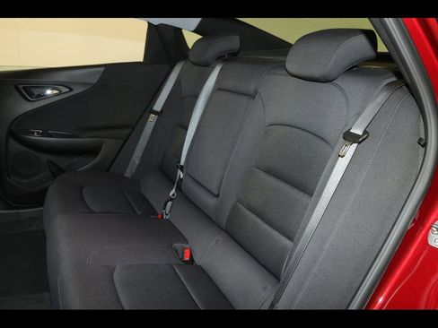 Used 2024 Chevrolet Malibu LT image 28