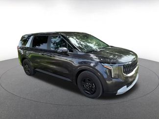 Used 2026 Kia Carnival FWD video 2