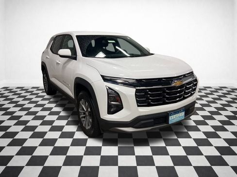 Certified 2025 Chevrolet Equinox LT image 1