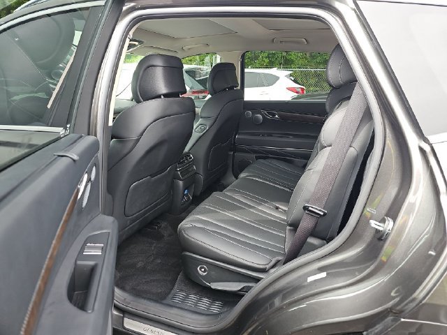 Used 2025 Genesis GV80 2.5T Advanced AWD/4WD image 16