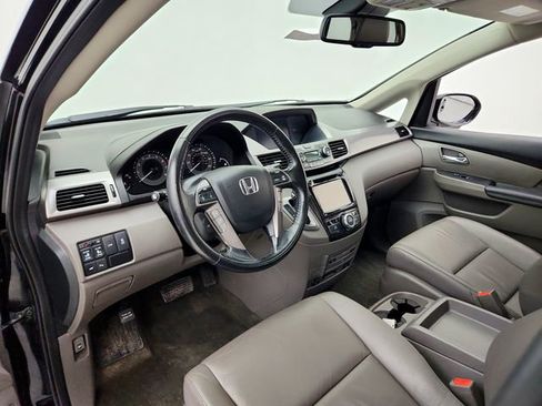 Used 2016 Honda Odyssey Touring image 17