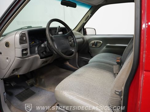 Used 1996 GMC Sierra 1500 2WD Extended Cab image 4