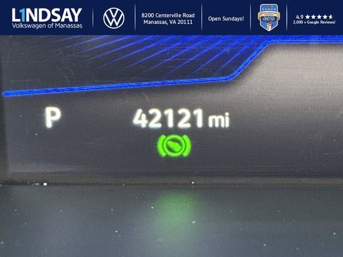 Used 2022 Volkswagen Tiguan SE w/ Panoramic Sunroof Package image 24