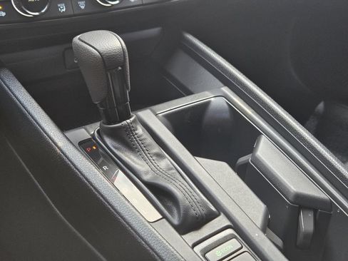 Used 2024 Honda Accord EX image 9