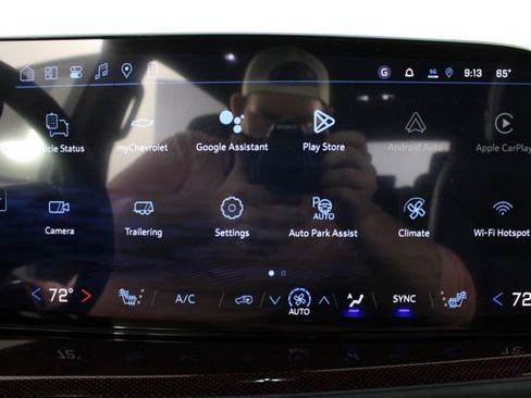 New 2026 Chevrolet Traverse Z71 w/ Enhanced Driving Package AWD/4WD image 6