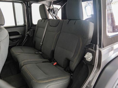 Used 2024 Jeep Wrangler Unlimited Sport image 32