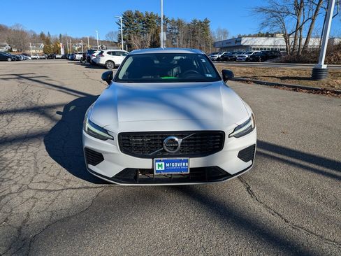 Used 2022 Volvo S60 T8 R-Design Expression w/ Protection Package Premier image 9