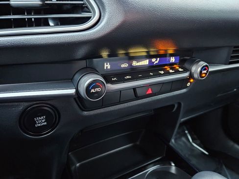 Certified 2025 MAZDA CX-30 AWD 2.5 S w/ Select Sport Pkg image 19