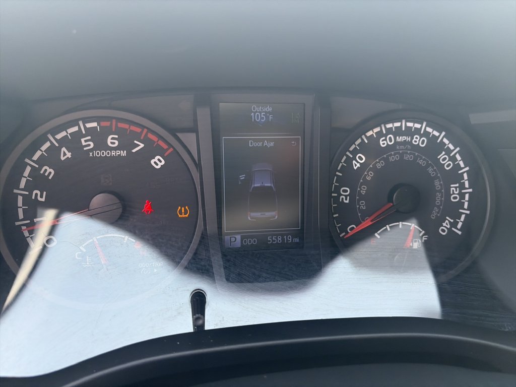 Used 2020 Toyota Tacoma SR w/ SR Convenience Package RWD image 33
