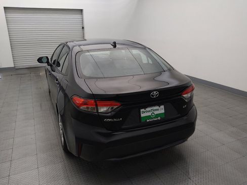 Used 2022 Toyota Corolla LE image 6