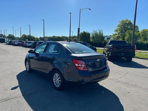 Used 2017 Chevrolet Sonic LT FWD image 5