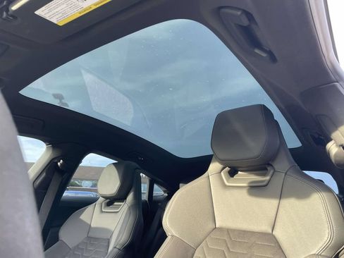 Used 2024 Audi e-tron GT Premium Plus AWD/4WD image 9