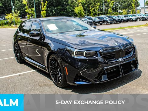 Used 2026 BMW M5 Touring AWD/4WD image 4