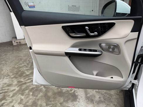 Certified 2026 Mercedes-Benz GLC 300 4MATIC image 10
