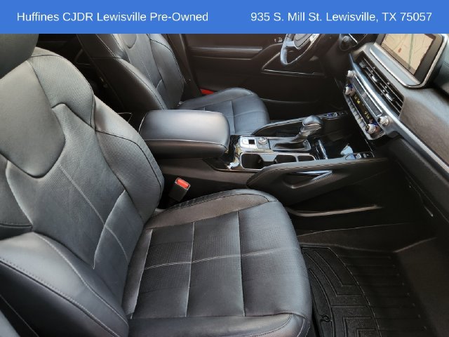 Used 2021 Kia Telluride EX w/ EX Premium Package AWD/4WD image 16