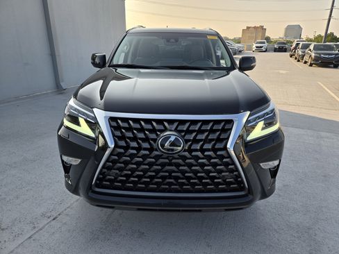 Used 2022 Lexus GX 460 Luxury w/ Accessory Package AWD/4WD image 8