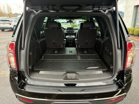 Used 2022 Chevrolet Tahoe RST image 12